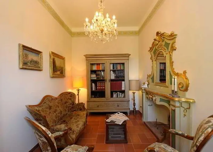 Forasiepi 3* بيرودجا